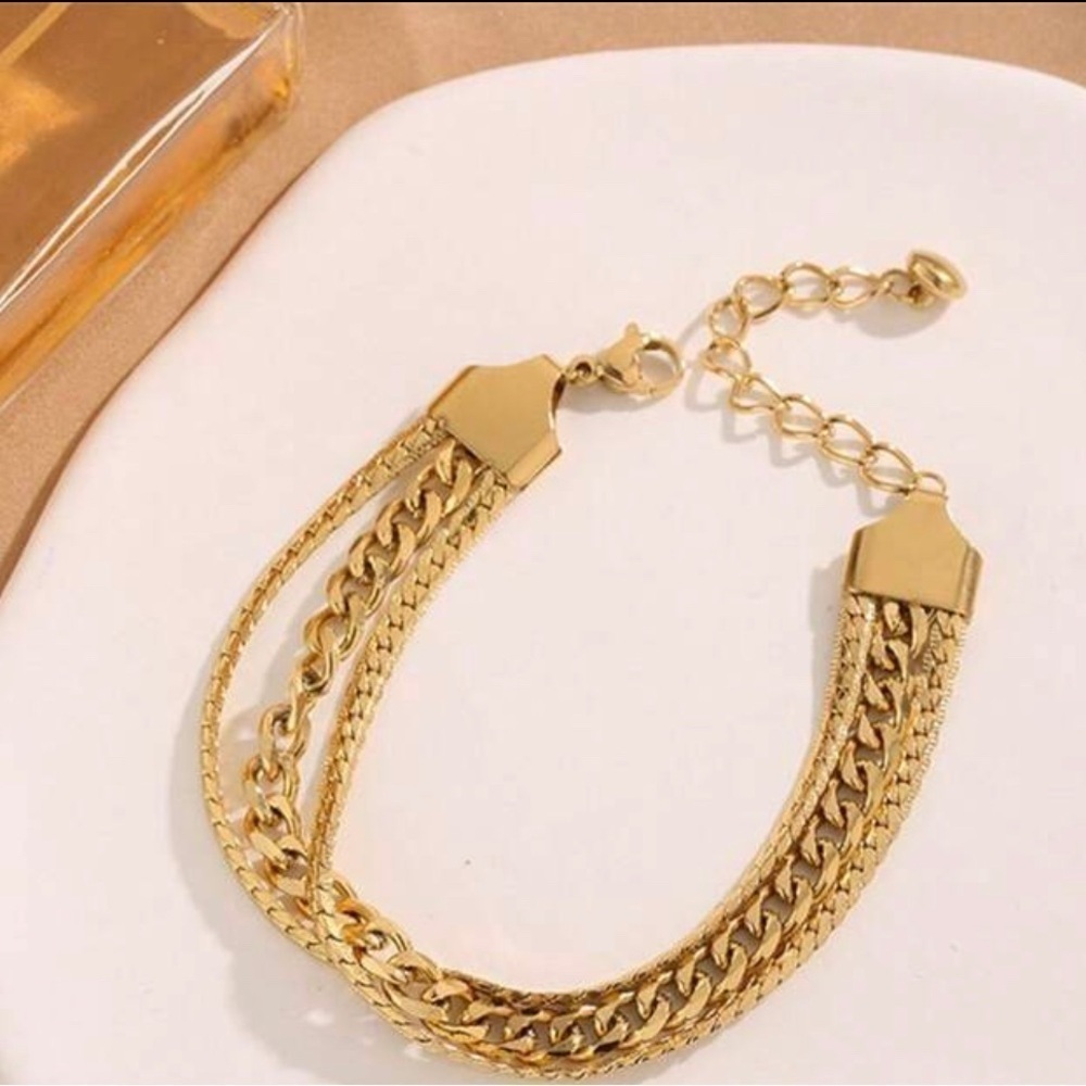 Gold Plated Stainless Steel 1pc Layered Bracelet - Picture 2 of 2